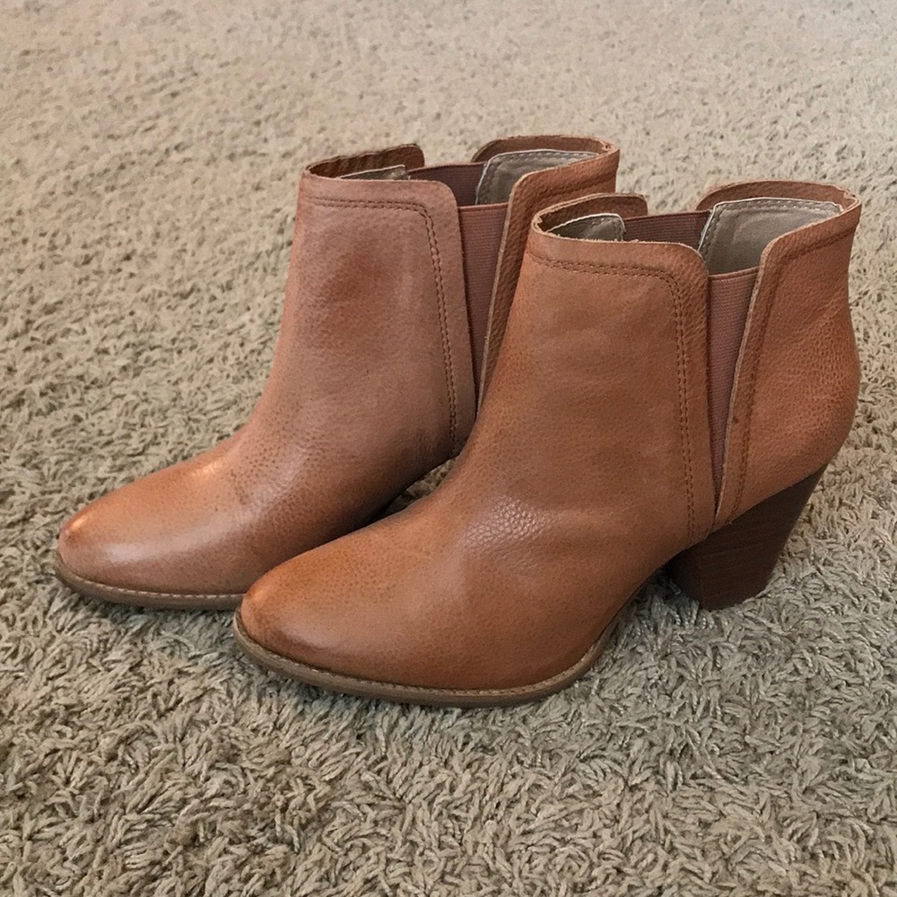 Splendid brown ankle boots size 10